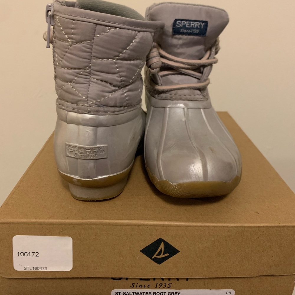 Girl's sperry boots